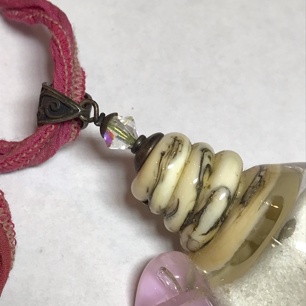 Glass shell sand pendant artisan - Picture 2 of 10